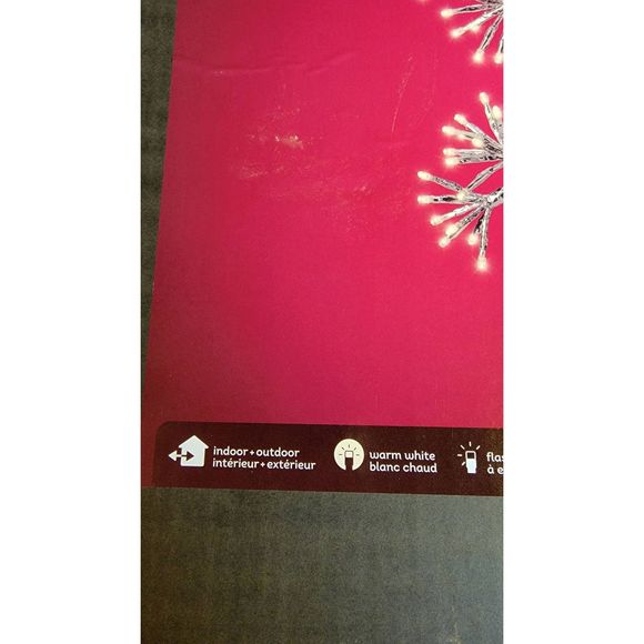 plow and hearth wreath lumineon metal frame with flashing effect - Picture 2 of 4